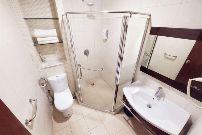 Bathroom 11