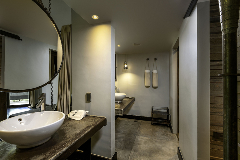 Bathroom 3