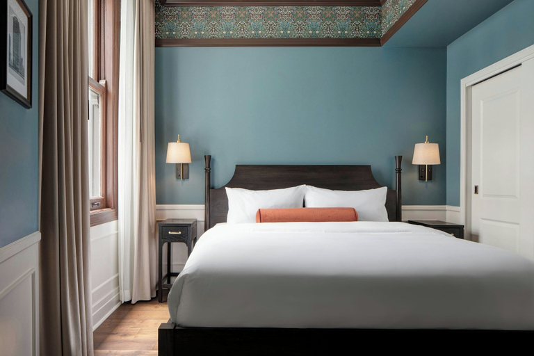 Bedroom 3, Hotel David Whitney, Autograph Collection, Wayne