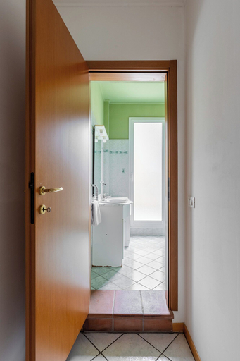 Bathroom 2, Studio Calari alle Mura by Wonderful Italy, Bologna