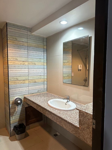 Bathroom 4, Baan Busaba Hotel, Ko Phangan
