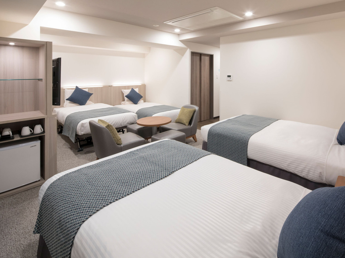 Bedroom 3, HOTEL MYSTAYS Midosuji Honmachi, Osaka