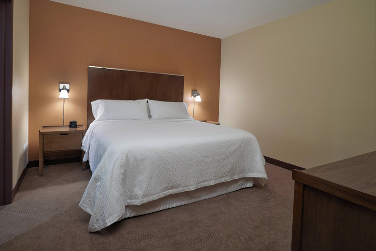 Bedroom 3, Four Points By Sheraton Sherwood Park, Division No. 11