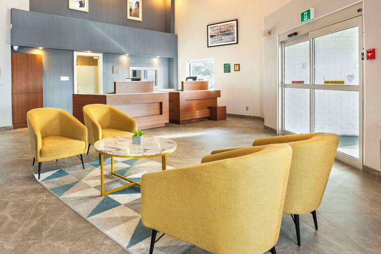 Public Area 3, Quality Suites Whitby, Durham