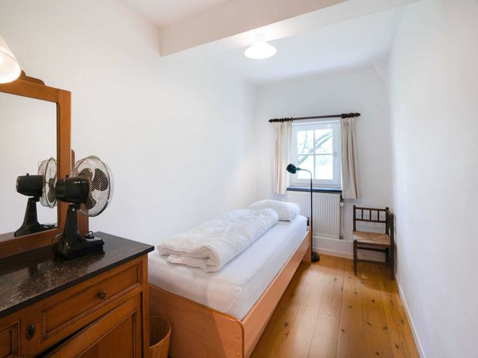 Bedroom 3, Voeren Mansion With Garden, Limburg