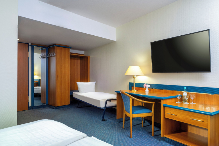 Bedroom 4, Sunday Hotel and Spa Wismar, Nordwestmecklenburg
