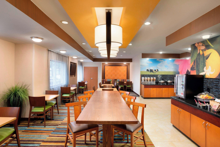 Food & Drinks 5, Fairfield by Marriott Inn & Suites Dallas Plano West, Collin