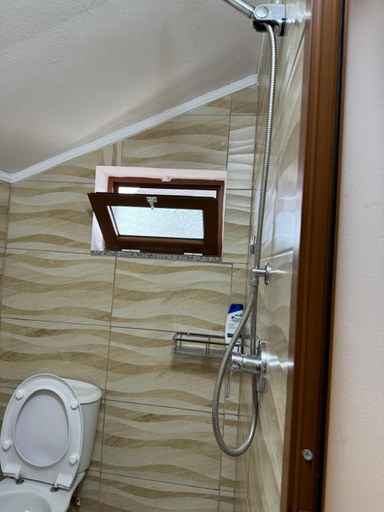 Others 3, Villa Zefi Rrenc, Shkodrës