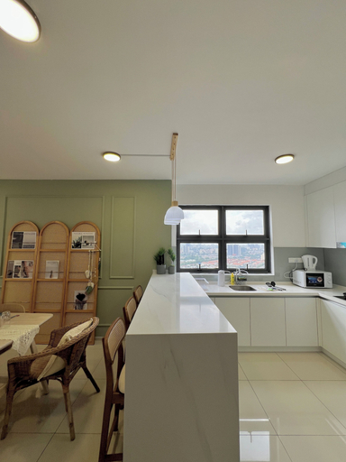 Dining Room 16
