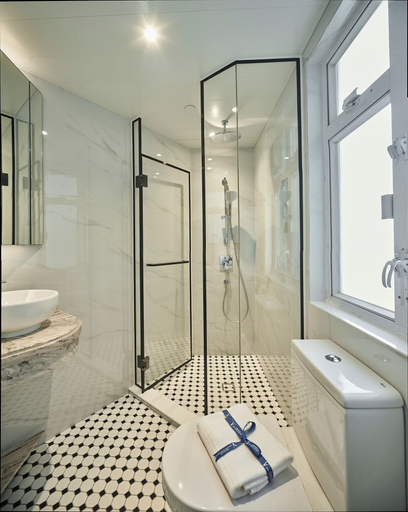 Bathroom 7