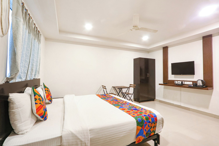 Bedroom 5, beestay by Monday Hotels Gachibowli, Hyderabad