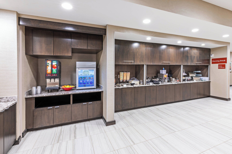 Food & Drinks 5, TownePlace Suites by Marriott Dallas Plano/Richardson, Collin