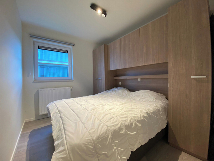 Bedroom 2, Apartment in Nieuwpoort With Pool & Terrace, West-Vlaanderen