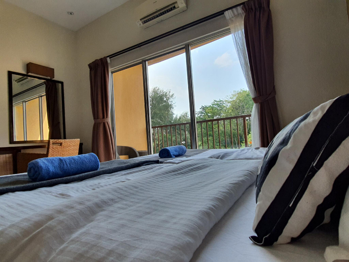 Bedroom 8