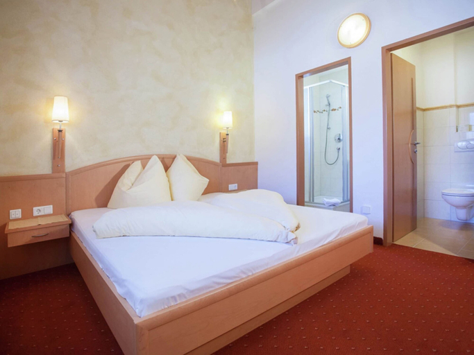Bedroom 5, Apartment in Kaltenbach Near Ski Lift, Schwaz