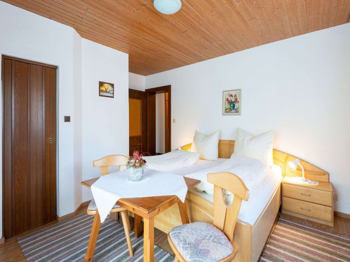 Others 3, Apartment in Itter Near ski Slopes, Kitzbühel