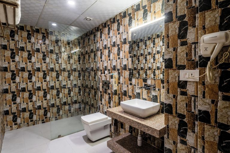 Bathroom 4, Hotel Yukhang, Bagmati