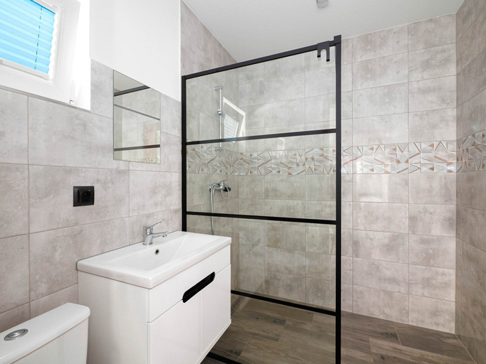 Bathroom 2, Comfortable Cottages, Jezierzany, Sławno
