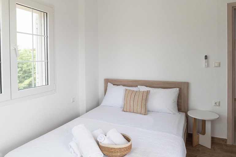 Bedroom 2, Kalimera Apartments, Central Macedonia