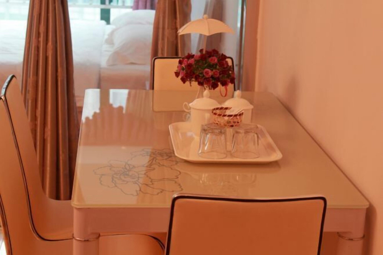 Dining Room 19