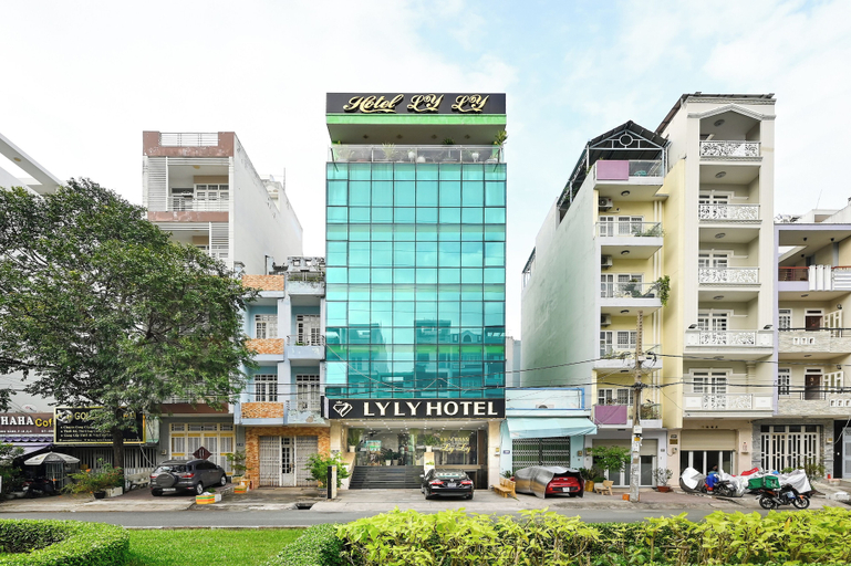 Ly Ly Hotel, District 6