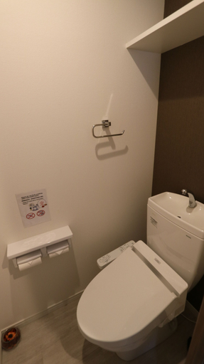 Bathroom 3, Legatio HAKATA Station East, Fukuoka