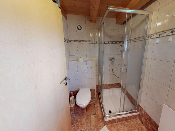 Bathroom 3, Holiday Home by Lake Ossiach & Ski Area, Feldkirchen