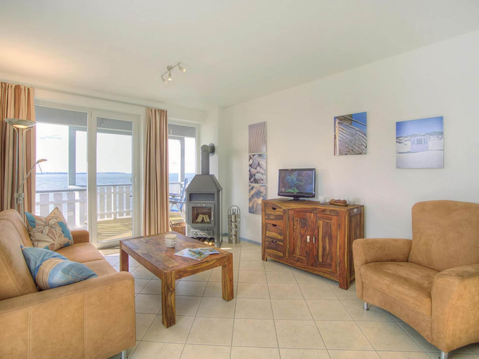 Living room, Apartment in Rechin Right on the Water, Mecklenburgische Seenplatte