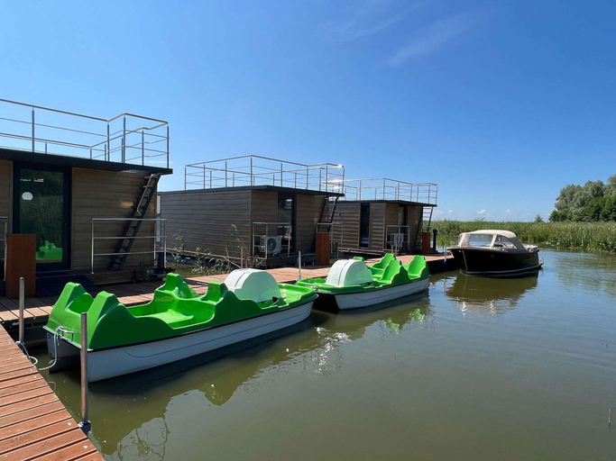 Exterior 3, Houseboat in Lazy by Lake Jamno, Koszalin