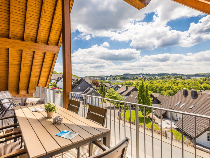 Dining, Spacious, Modern Apartment Near the Centre, Hochsauerlandkreis