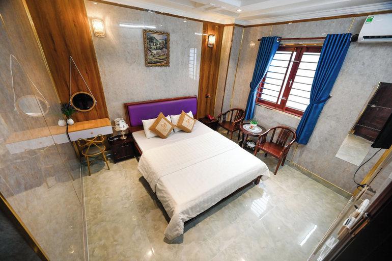 Bedroom 24