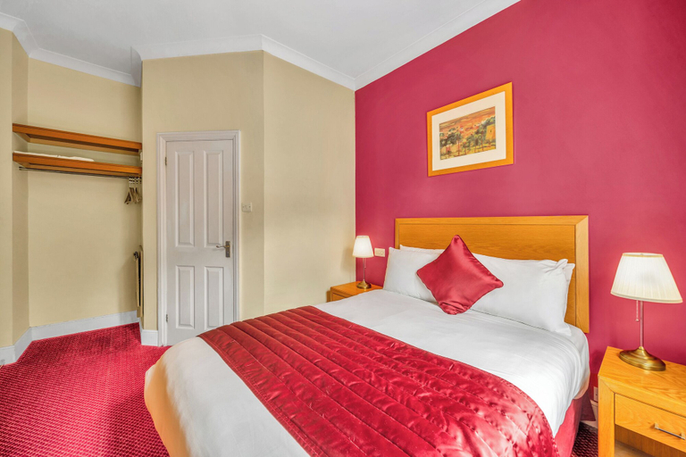 Bedroom 3, Dial House, Wokingham