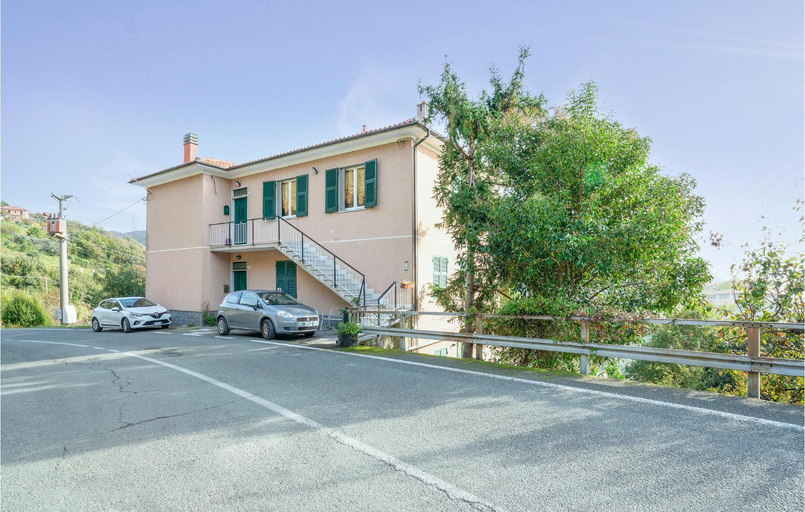 Exterior & Views 1, Pet Friendly Apartment, Genova