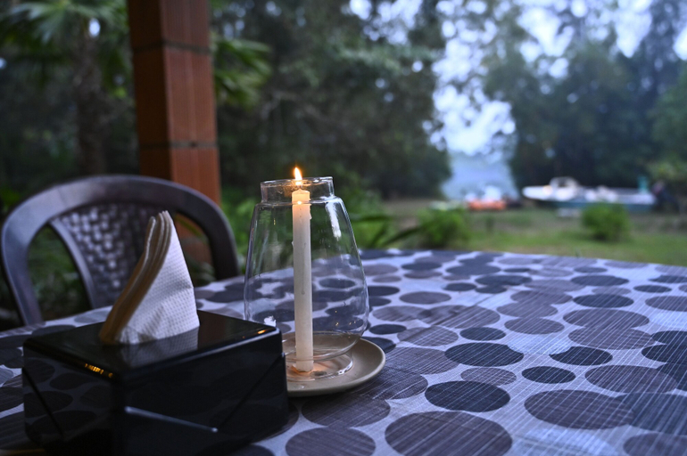 Food & Drinks 4, Camp Riveredge Paradise, Uttara Kannada