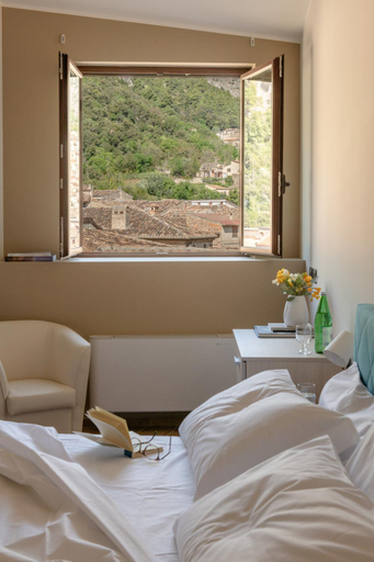 2, CasaTecla, Cosenza