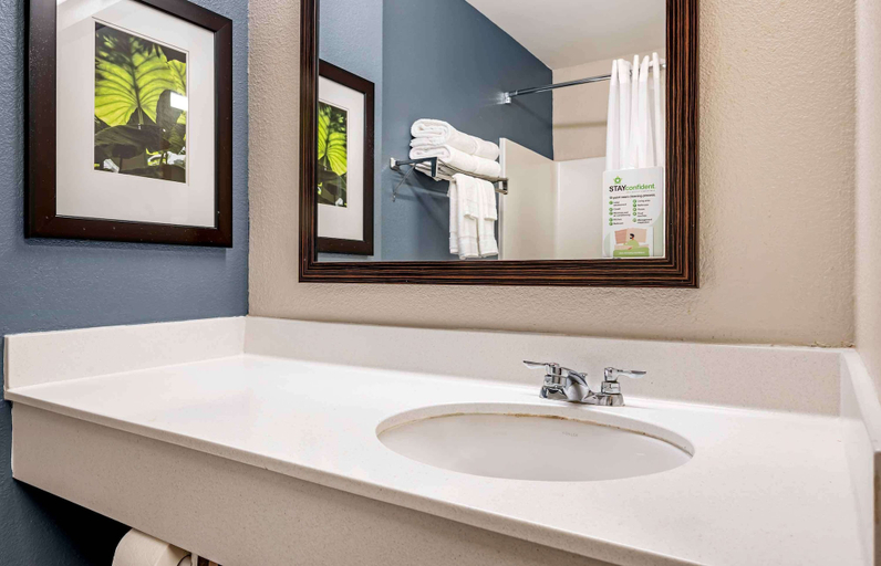 Bathroom 4, Extended Stay America - Dayton - North, Montgomery