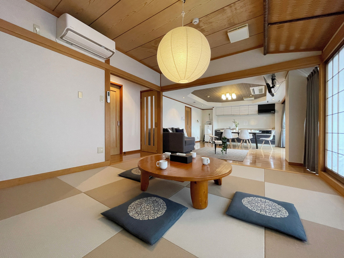 Others 4, Mbuilding, Hiroshima