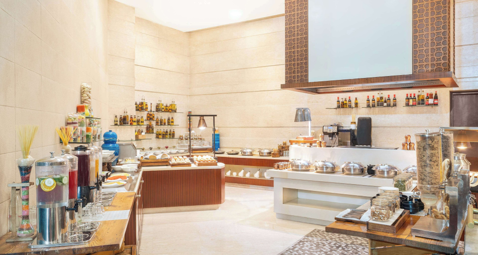 Food & Drinks 5, Radisson Gurugram Sohna Road City Center, Gurgaon