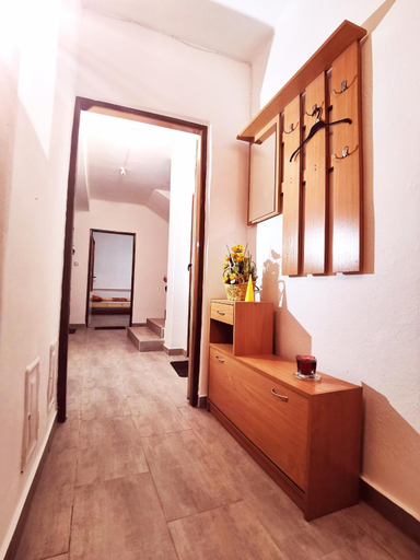 Others 5, DIAMOND house, Brezno
