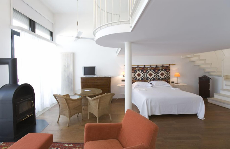 Bedroom 3, Hotel Emilia, Ancona