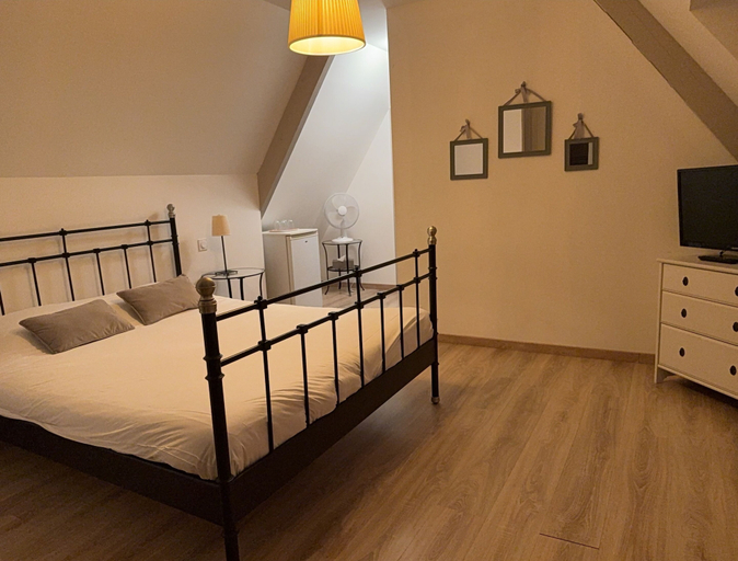 Bedroom 2, Château de Grèges, Seine-Maritime