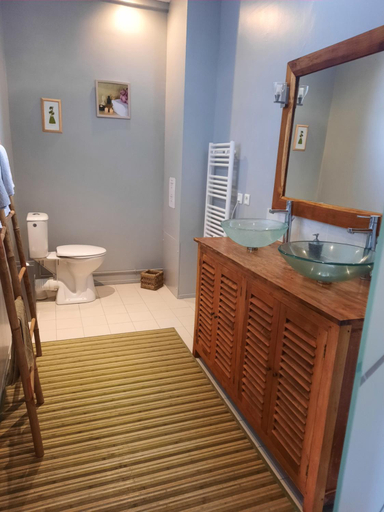 Bathroom 3, La Maison Genevier - Chambre Marguerite, Indre-et-Loire