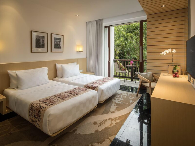 Padma Hotel Bandung - Bedroom
