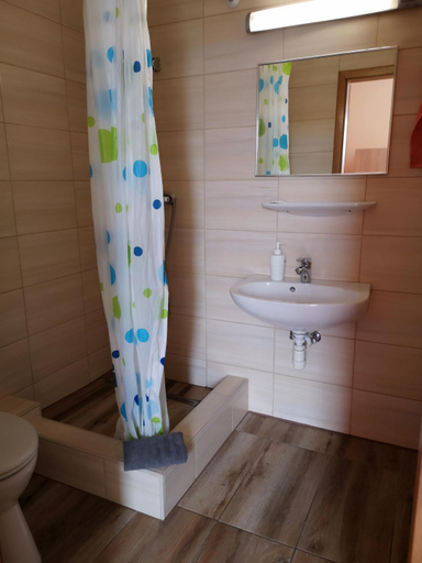 Bathroom 4, Hotel Amarillis, Győr