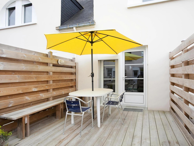 Dining, Gulf of Morbihan Home for 5 Guests, Morbihan