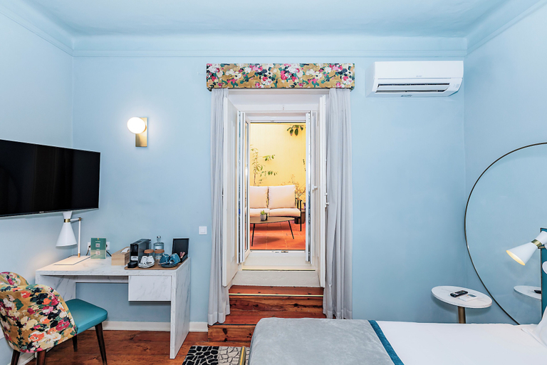 Bedroom 2, LR Guest House, Lisbon