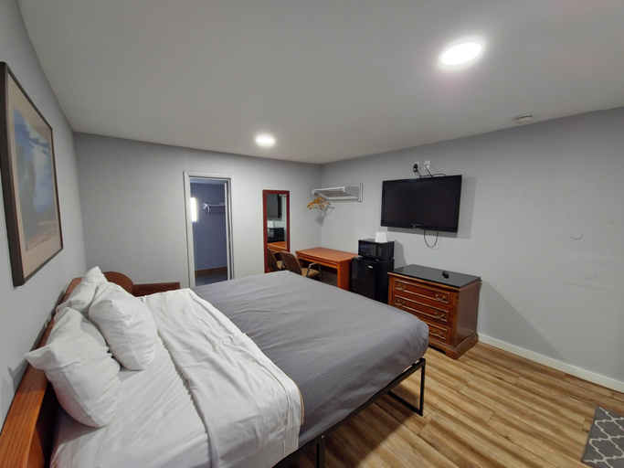 Bedroom 2, The L Motel - Downtown Flagstaff, Coconino