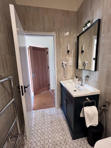 Bathroom 4, The Stables at Minstrel Court, Cambridgeshire