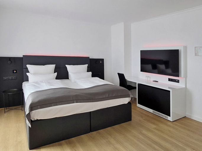 Bedroom 15