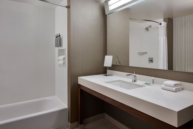 Bathroom 4, Courtyard by Marriott Prince George, Fraser-Fort George